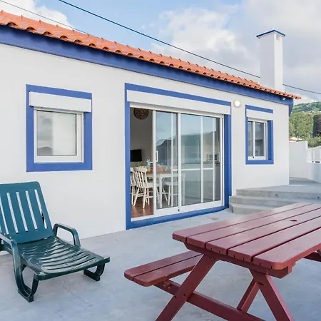Quo Sunset House
