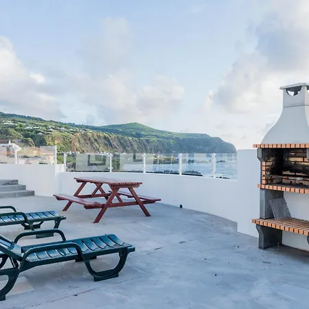 Quo Sunset House Semesterbostad