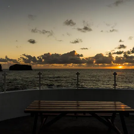 Quo Sunset House Semesterbostad